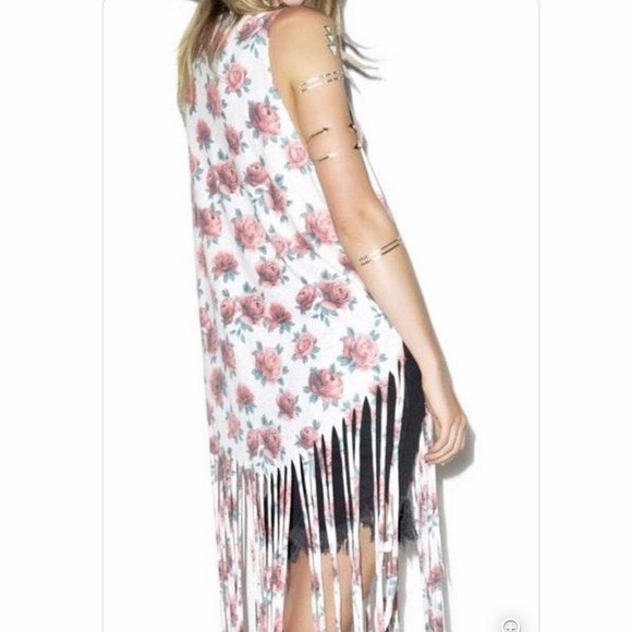⚡️FLASH SALE!✨ 🤠🌹Wildfox Boho Roses and Stripes Fringed Tunic in Size Small! S - Picture 4 of 6
